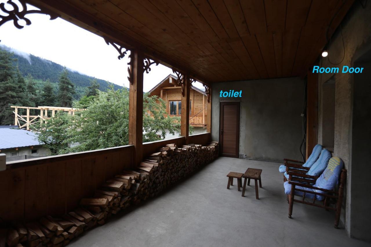 Larda Hotel Mestia Bagian luar foto
